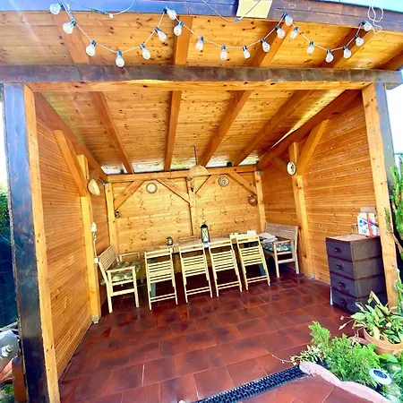 Guest house Suveranii 3*