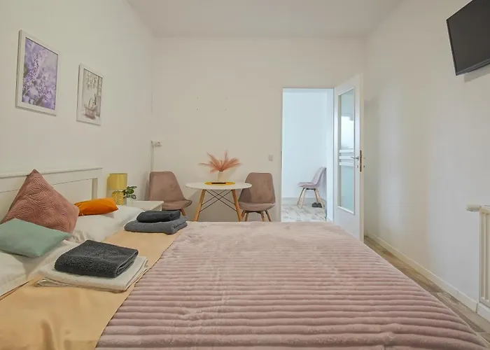 Suveranii Guest house