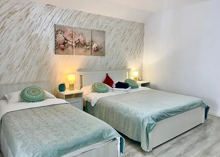 Pensiune Suveranii 3*